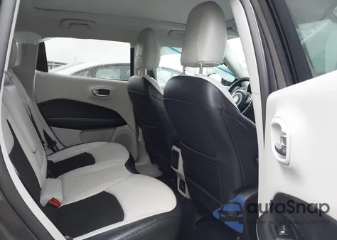 2020 Jeep Compass Sun And Safety Fwd z USA, uszkodzony, nr VIN 3C4NJCBB7LT258607